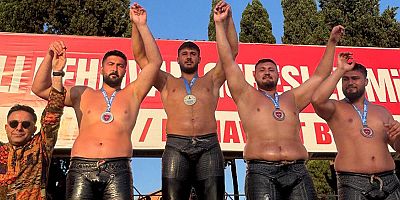 Kemer Belediye güreşçisinden üçüncülük