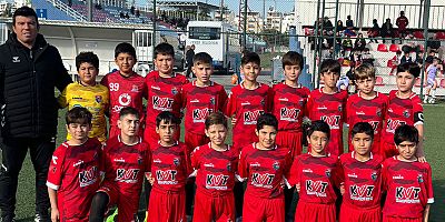 Kemer Belediye Merkez Spor U12, ligi üçüncü bitirdi