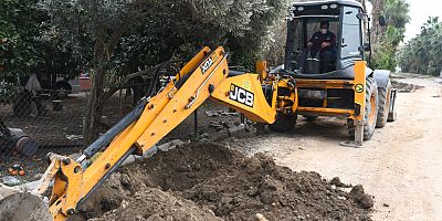 Kemer Belediyesi alt yapı çalışmalarına hızla devam ediyor