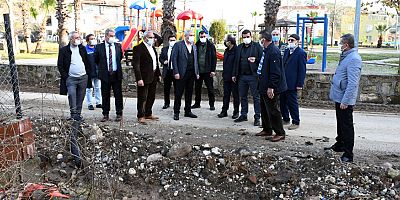 Kemer Belediyesi Çamyuva mahallesinde yaraları sarıyor