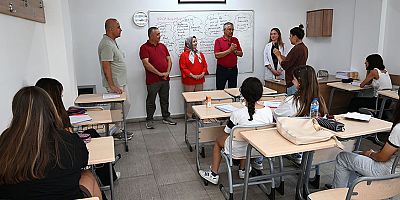 Kemer Belediyesi Kurs Merkezi’nde yeni eğitim öğretim dönemi başladı