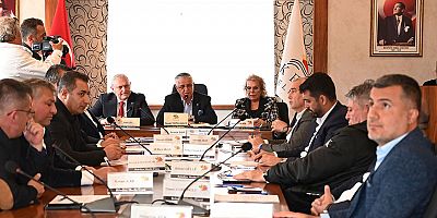 Kemer Belediyesi Mart ayı meclisi yapıldı