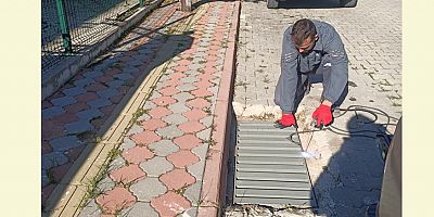 Kemer Belediyesi mazgal hırsızlığına dikkat çekti