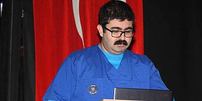 Kemer Belediyesi'nde hayvanseverlere eğitim verildi