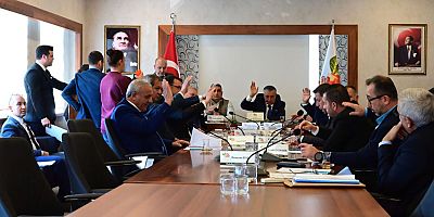 Kemer Belediyesi’nde yeni yılın ilk meclisi yapıldı