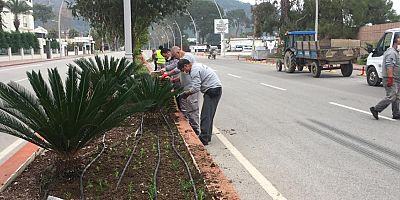 Kemer Belediyesi pandemiye rağmen hizmete devam ediyor