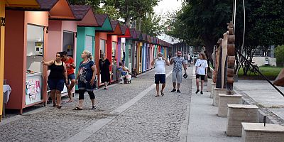 Kemer Belediyesi sanat sokağına yeni bir soluk kazandırdı