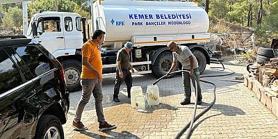 Kemer Belediyesi Tekirova’da su ulaşmayan yerlere su taşıyor