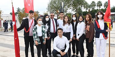 Kemer'de 24 Kasım Öğretmenler Günü kutlandı