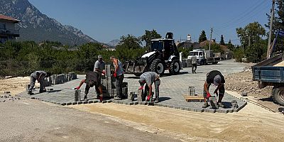 Kemer’de altyapı çalışmaları devam ediyor