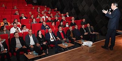 Kemer’de “Atatürk ve Cumhuriyet” konulu seminer