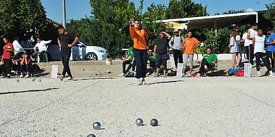 Kemer’de Bocce heyecanı sürüyor