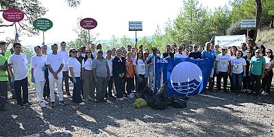 Kemer’de çevre temizliği etkinliği 