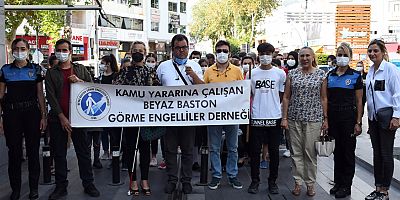 Kemer'de farkındalık yürüyüşü