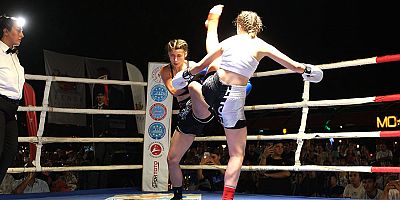 Kemer'de Kick Boks Şampiyonlar gecesi