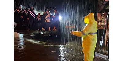 Kemer’de Sağanak Yağışa Jandarmadan Hızlı ve Etkin Müdahale