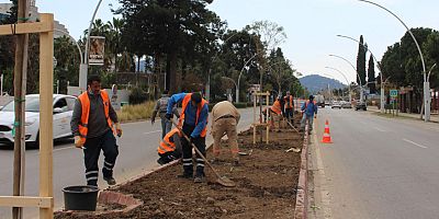 Kemer’de sezon öncesi yoğun mesai
