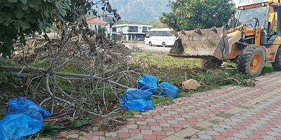 Kemer’de temizlik çalışmaları