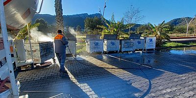 Kemer’de temizlik çalışmaları