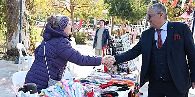 Kemer’de üreten ev hanımları kermesi yapıldı