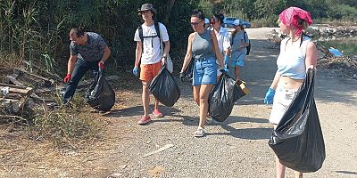 Kemer’de yaşayan yabancı uyruklu kadınlarla temizlik faaliyeti