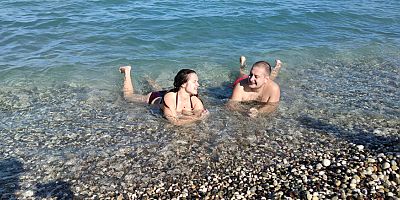 Kemer'de yaz devam ediyor