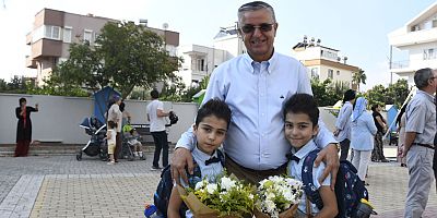 Kemer'de yeni eğitim ve öğretim yılı başladı