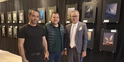 Kemer’de yıl sonu resim sergisi 