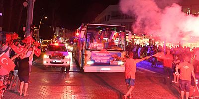 Kemer'de Zafer Bayramı coşkusu
