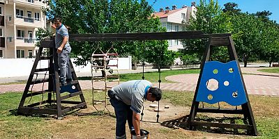 Kemer’deki parklarda tamirat çalışmaları