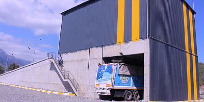 Kemer’den 10 ayda 26 bin 371 ton çöp transfer edildi 