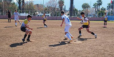 Kemer’in gençlerinden evinde net skor