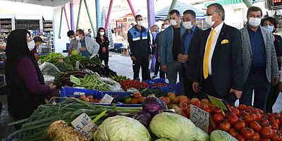 Kemer’in ilk kapalı Pazar yeri Kuzdere’de hizmete geçti