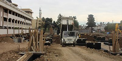 Kemer Otopark ve Pazar Yeri Projesi tüm hızıyla devam ediyor