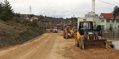 Kemer Ovacık yolu asfalta hazırlandı