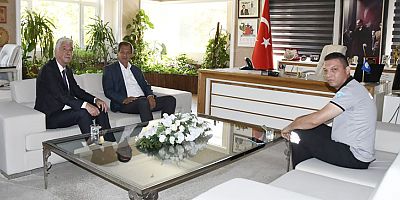 Kemer PTT Müdürü Aydöre’den başkan vekili Yılmaz’a ziyaret