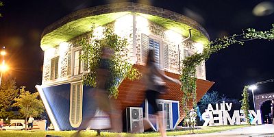 Kemer Ters Ev 3 ayda ziyaretçi akınına uğradı