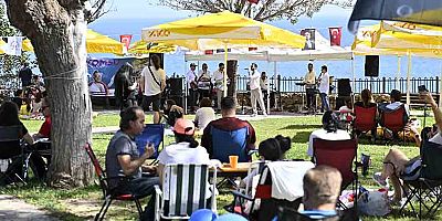 Kent sakinleri Komşu Sahnesi’nde bir araya geldi