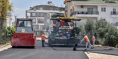 Kepez asfaltı bozulan yolları yeniledi