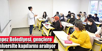 Kepez Belediyesi, gençlere üniversite kapılarını aralıyor