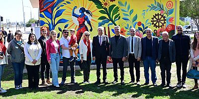 Kepez’de 8 Mart’a özel sanatsal dokunuş 