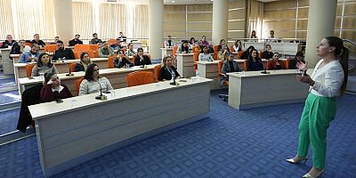 Kepez’de bulaşıcı hastalıklar ve gribe karşı farkındalık semineri