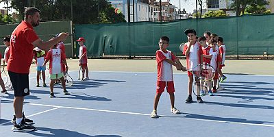 Kepez’de çocuklar sporla gelişiyor