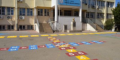 Kepez’de geleneksel sokak oyunları okul bahçelerinde   