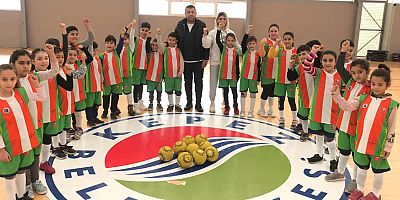 Kepez’de hentbol takımı kuruluyor