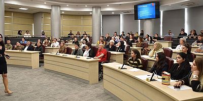 Kepez’de kolon kanserine karşı bilinçlendirme eğitimi