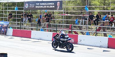 Kepez’de Moto Drag heyecanı start aldı