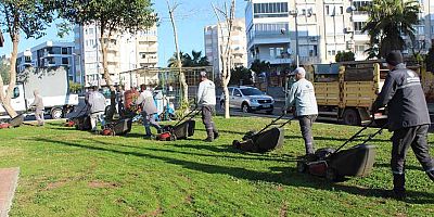 Kepez’de parklara rötuş: 64 park yenilendi