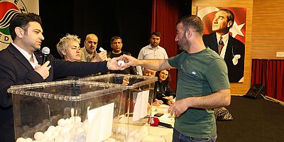 Kepez’de pazarcılar kura çekti