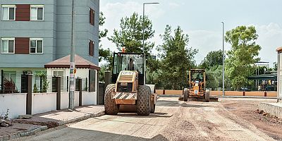 Kepez’de yol ve kaldırım çalışmalarıyla daha güvenli ulaşım  